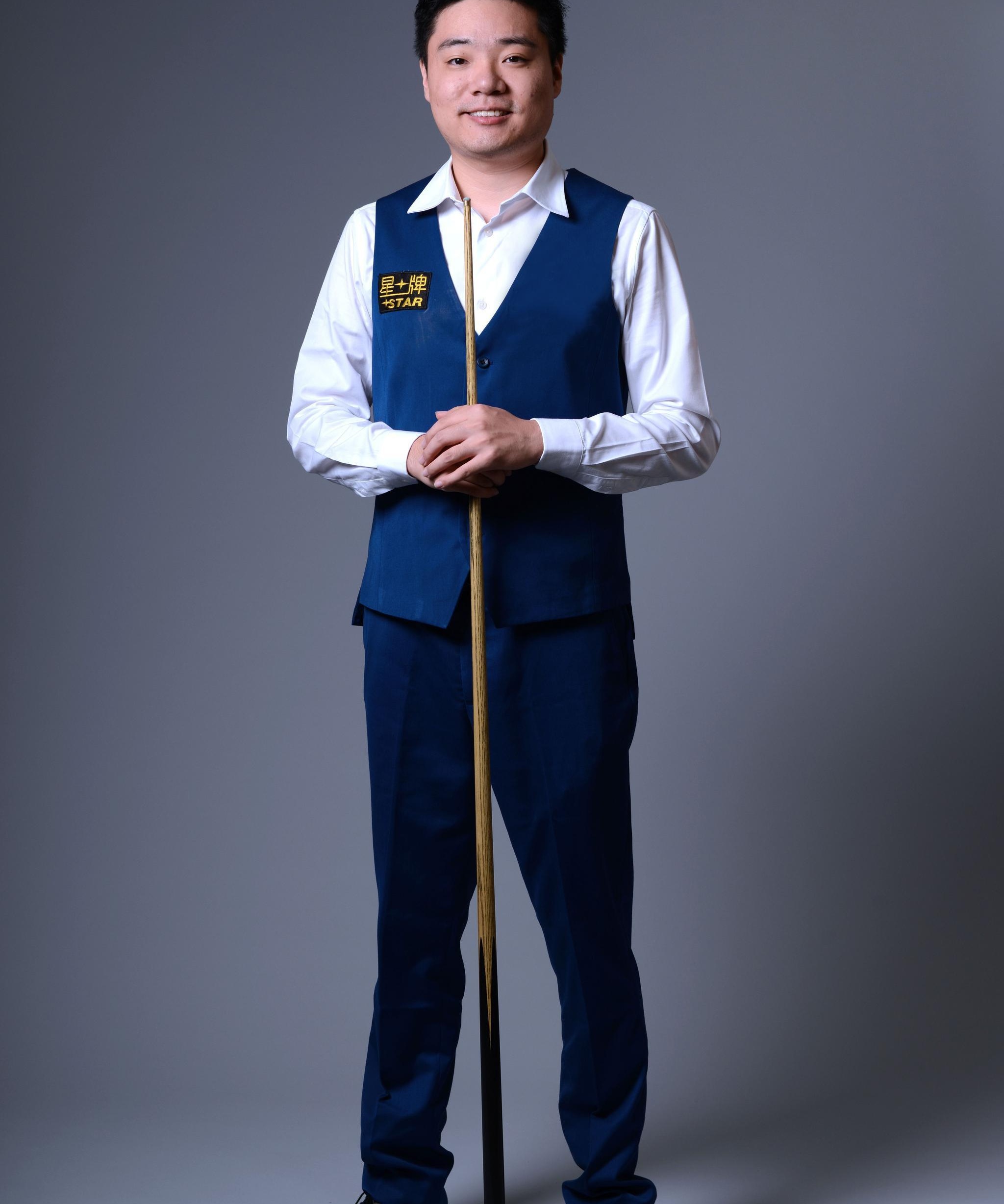 这幅画像是 这幅画像是