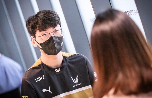 的锋线搭配 的锋线搭配