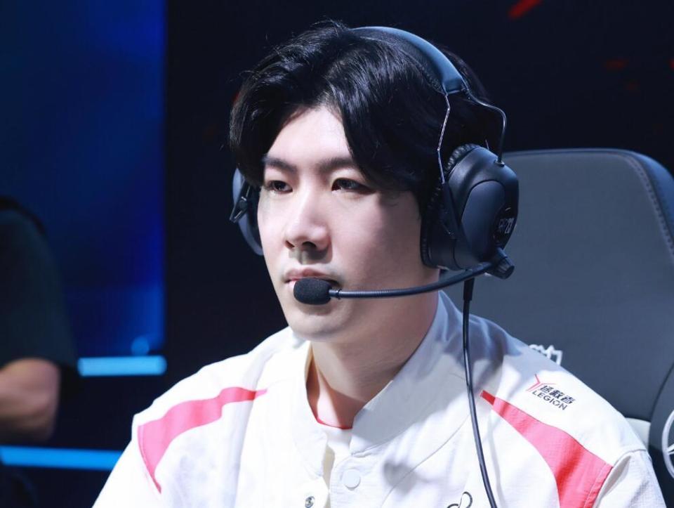 黑时已经展 黑时已经展